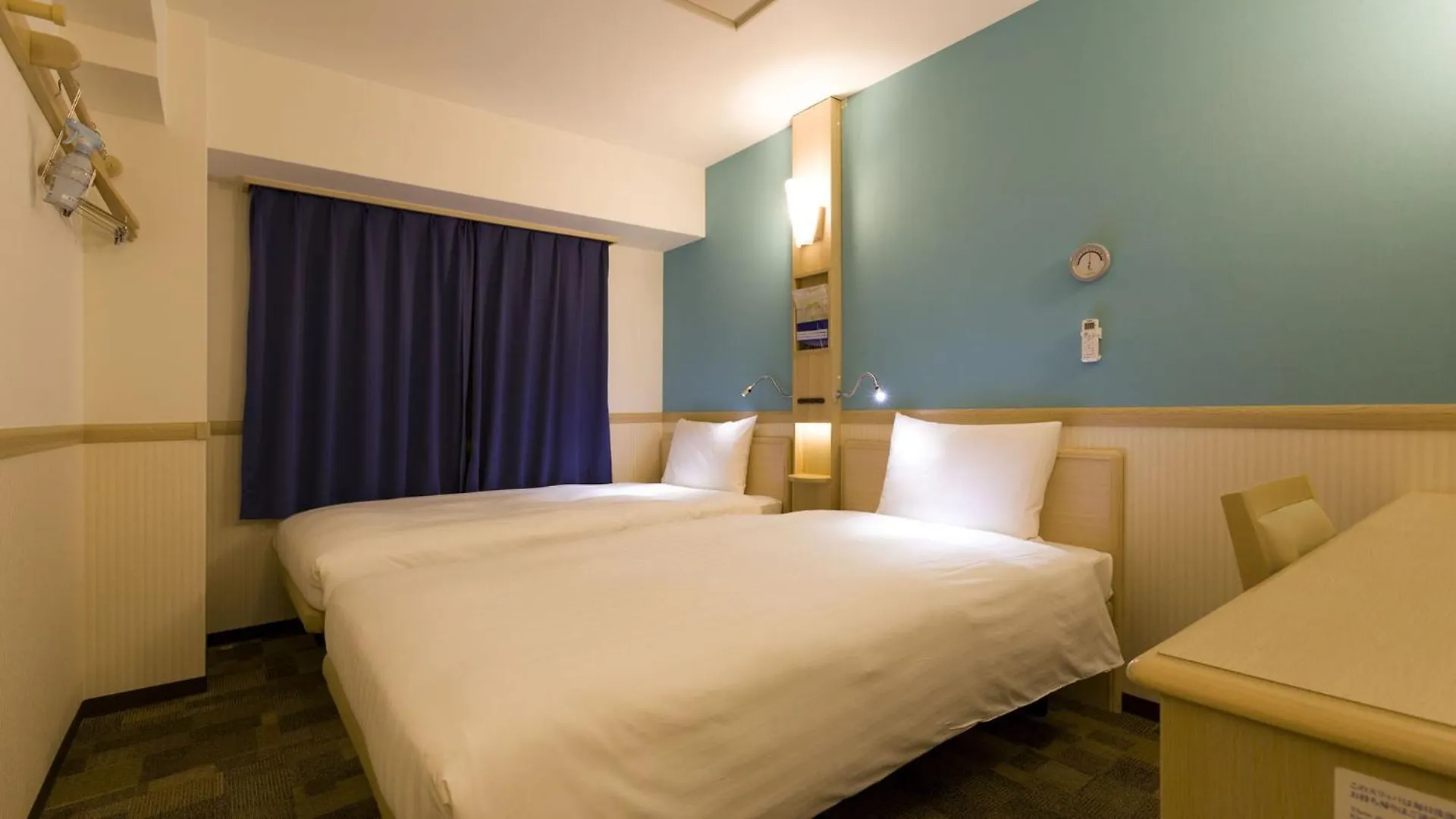 Toyoko Inn Ebina Eki Higashi Guchi 3*,